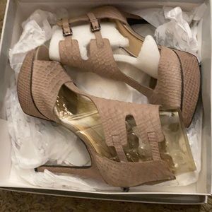 Jessica Simpson open for heel. Never worn.